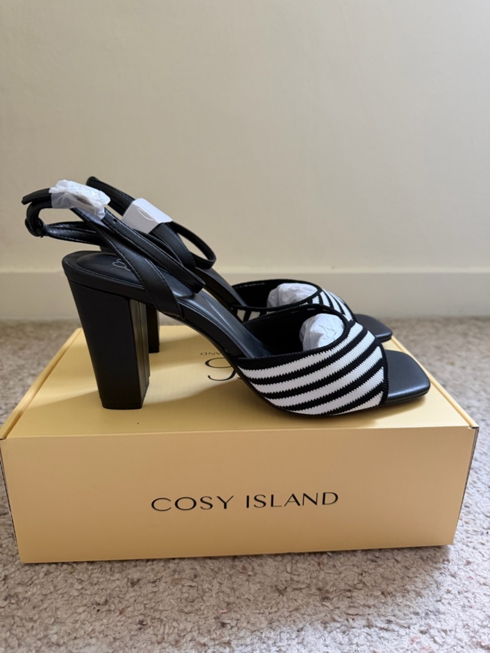 COSY ISLAND Black & White Striped Block Heel Sandals Size 9 NWT Chic Minimalist - Picture 5 of 6